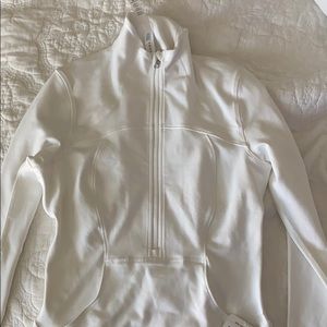 Lululemon Define Pulliver